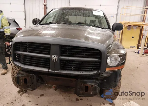 2006 Dodge Ram 1500 Slt/Trx4 Off Road/Sport z USA, uszkodzony, nr VIN 1D7HU18266S670027